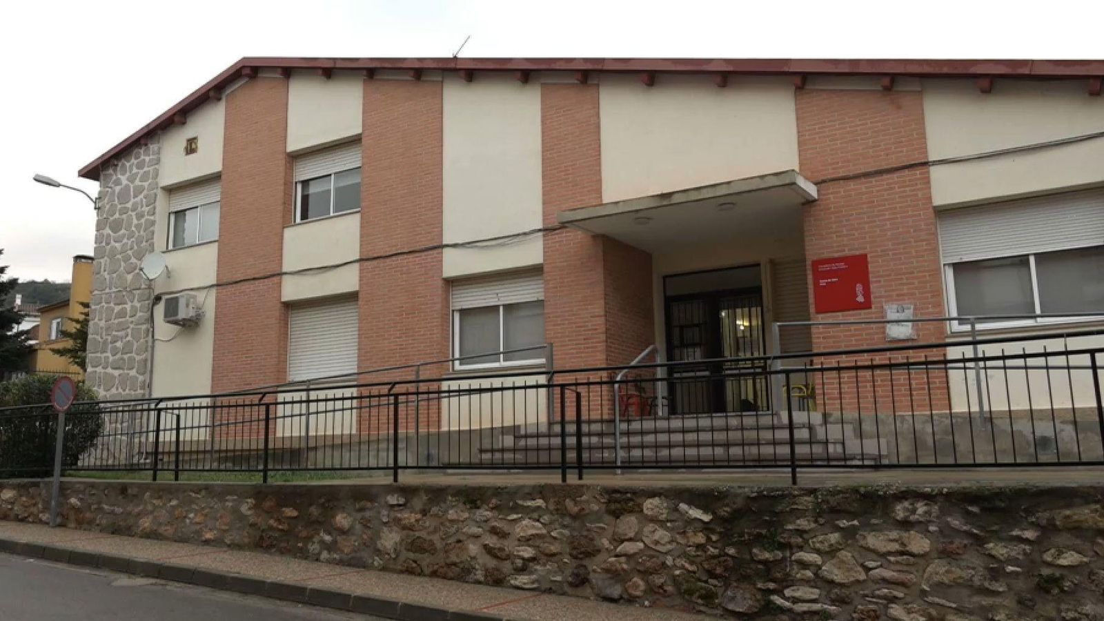 Centre de salut de Viver, on va acudir la menor en dues ocasions queixant-se d'un fort dolor i no li van diagnosticar cap problema