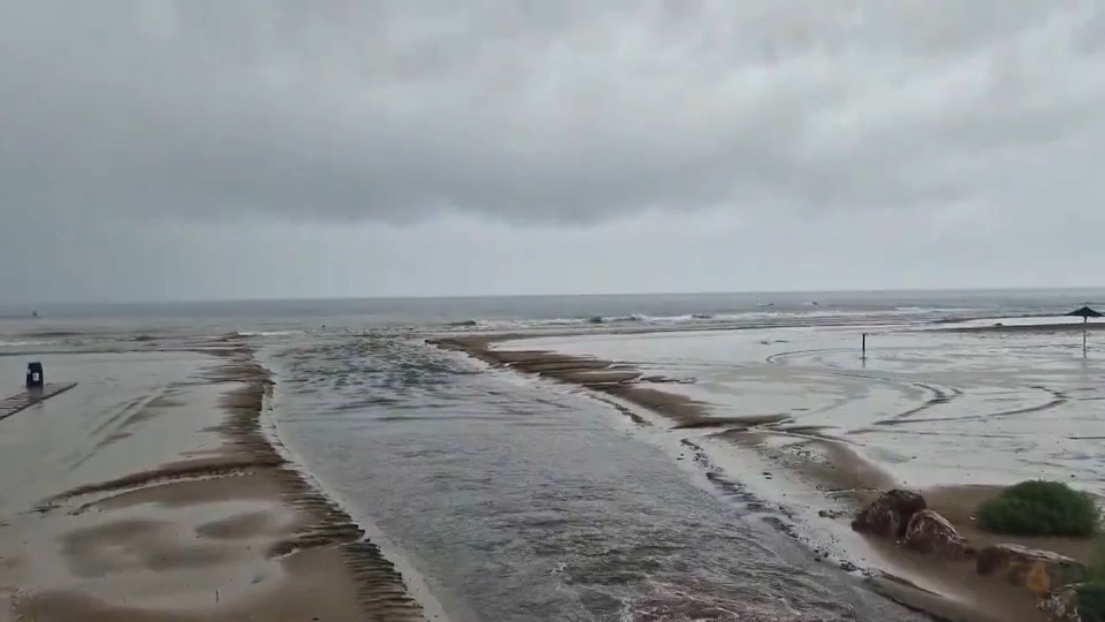 Efectes de les precipitacions a la costa