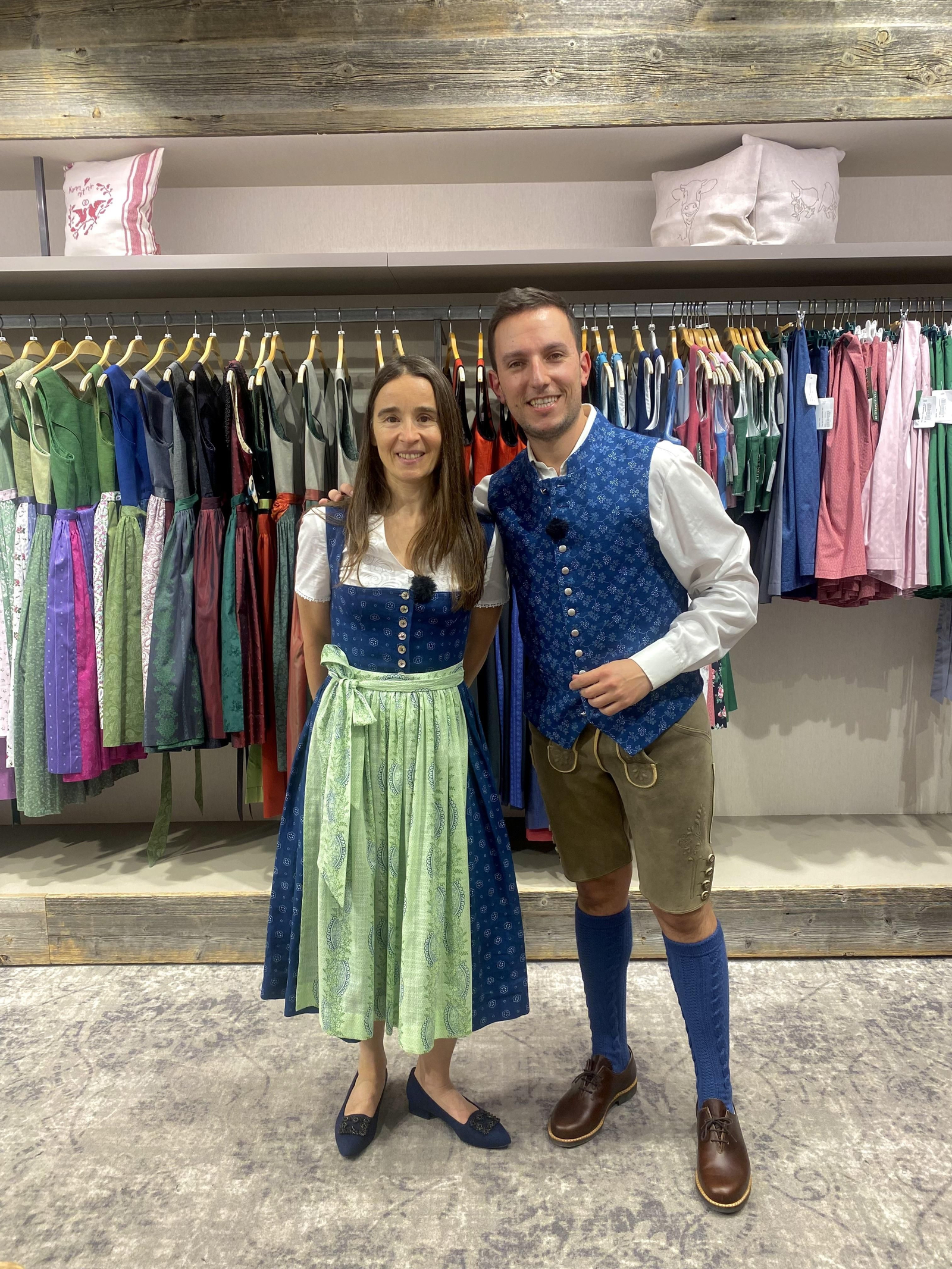 Rosa, la qual va deixar Castelló de la Plana fa deu anys, amb Enrique Tena.