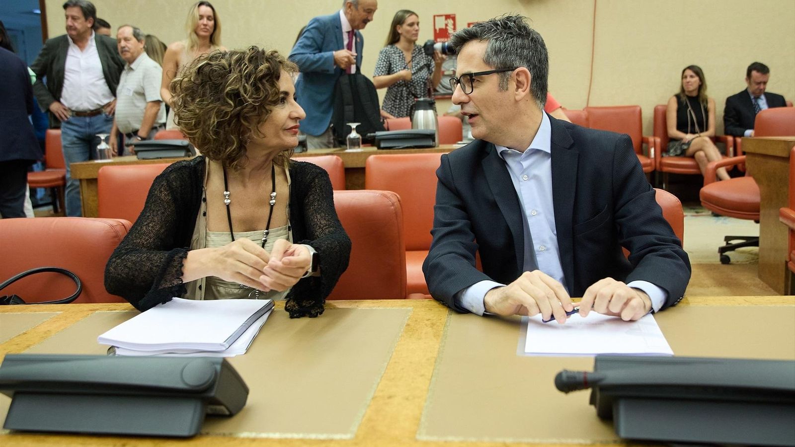 Els ministres d'Hisenda i Presidència en funcions, María Jesús Montero i Féliz Bolaños