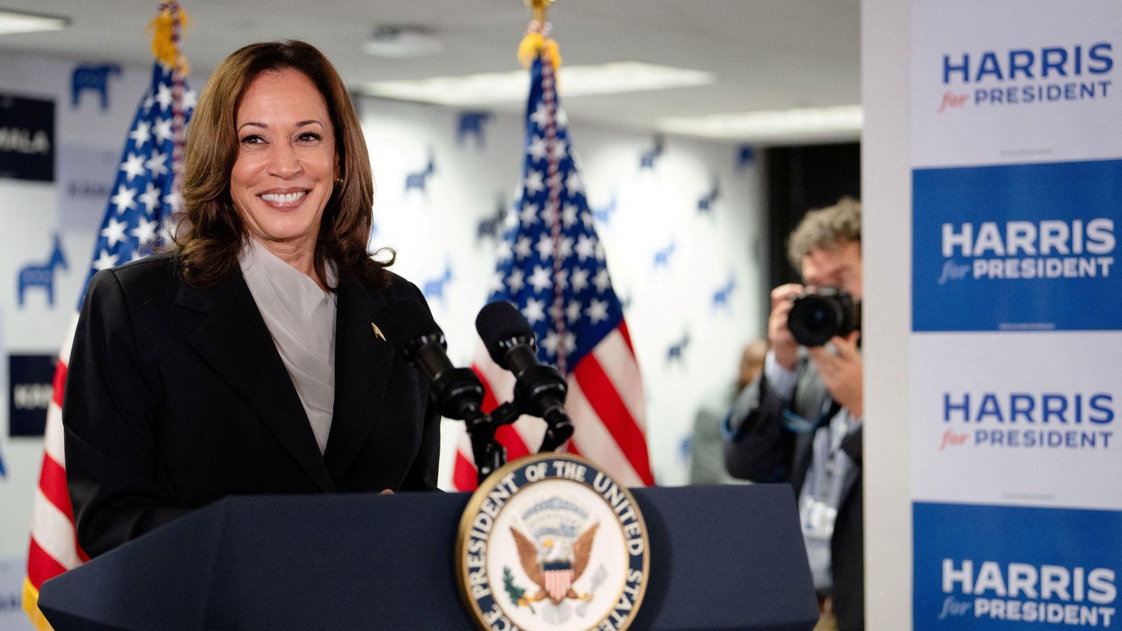 Kamala Harris des de la seu de campanya a Wilmington, este dilluns