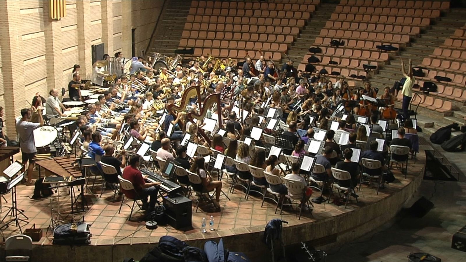 Un assaig a Bunyol per al concert Mà a mà