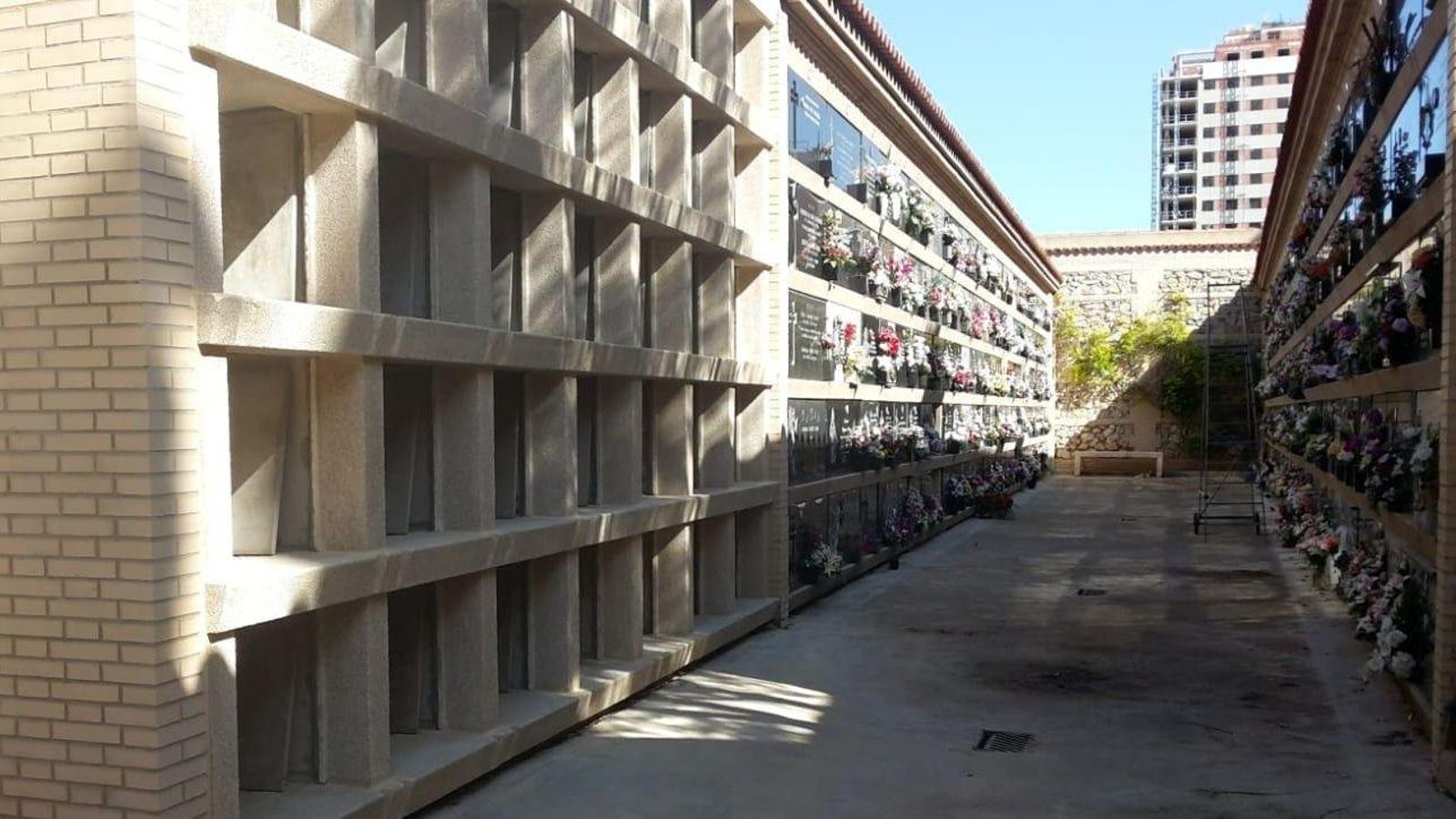 Imatge d'arxiu del cementeri de Campanar de València, un dels tres on queden molts pocs nínxols buits