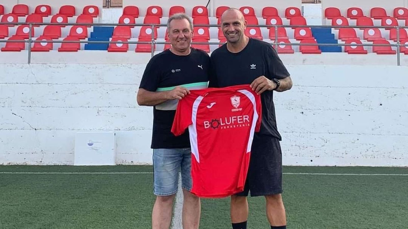 Raúl Bravo ha fitxat pel Pego alacantí