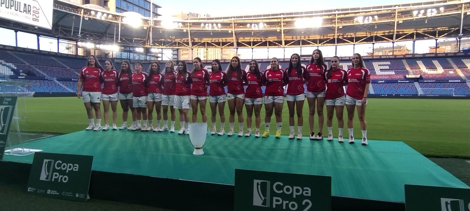 Les participants del raspall femení