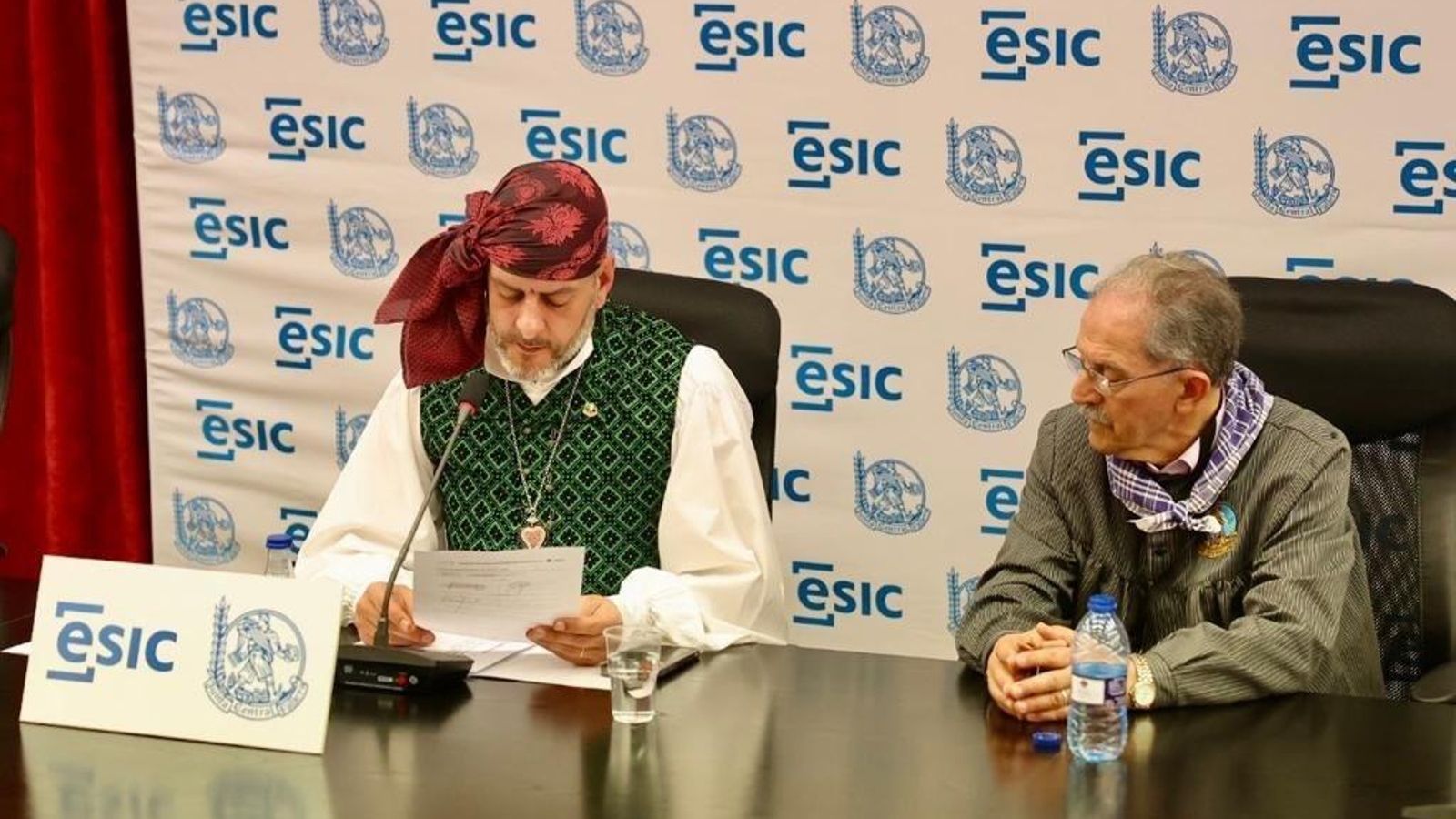 Moment de la lectura dels monuments premiats de la Secció Especial