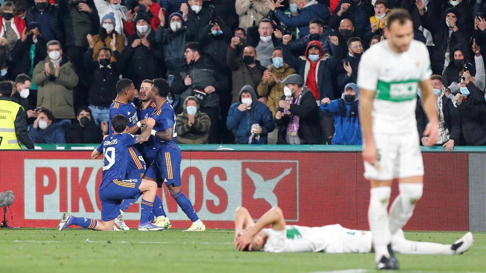 Verdú es lamenta després del segon gol del Reial madrid