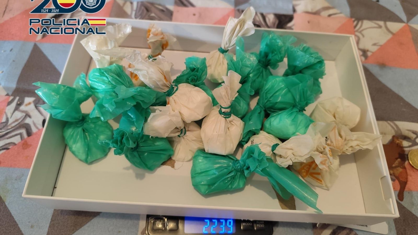 Algunes de les substàncies incautades en l'operació contra la droga a la Marina Baixa