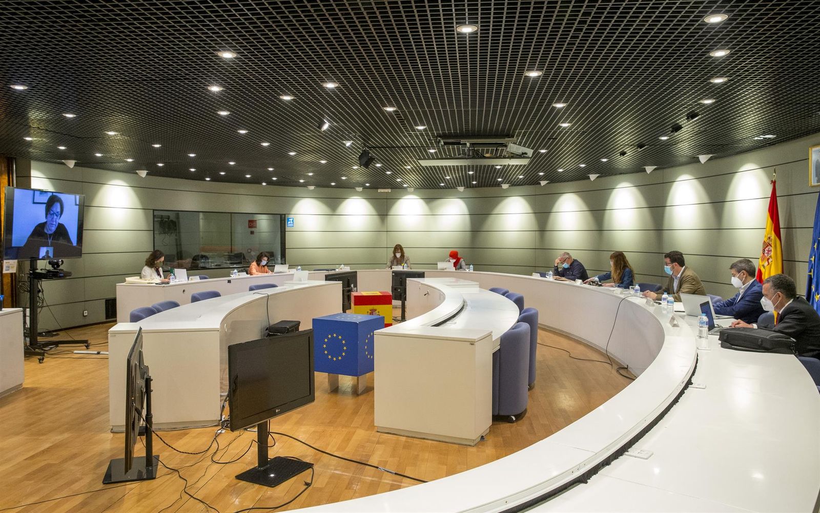 Reunió de la Comissió Tripartida que estudia la pròrroga dels ERTO