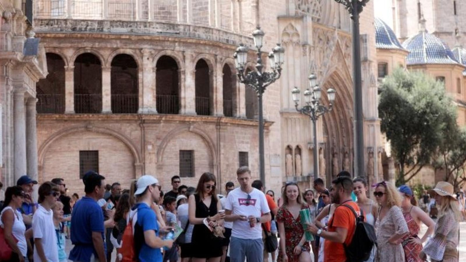 Els turistes de l'estat han augmentat fins al 33,4% del total, mentre que el nombre d'estrangers té un 66,3% de quota de mercat al novembre