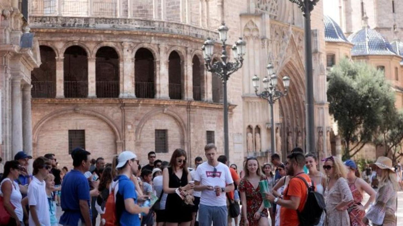 Els turistes de l'estat han augmentat fins al 33,4% del total, mentre que el nombre d'estrangers té un 66,3% de quota de mercat al novembre