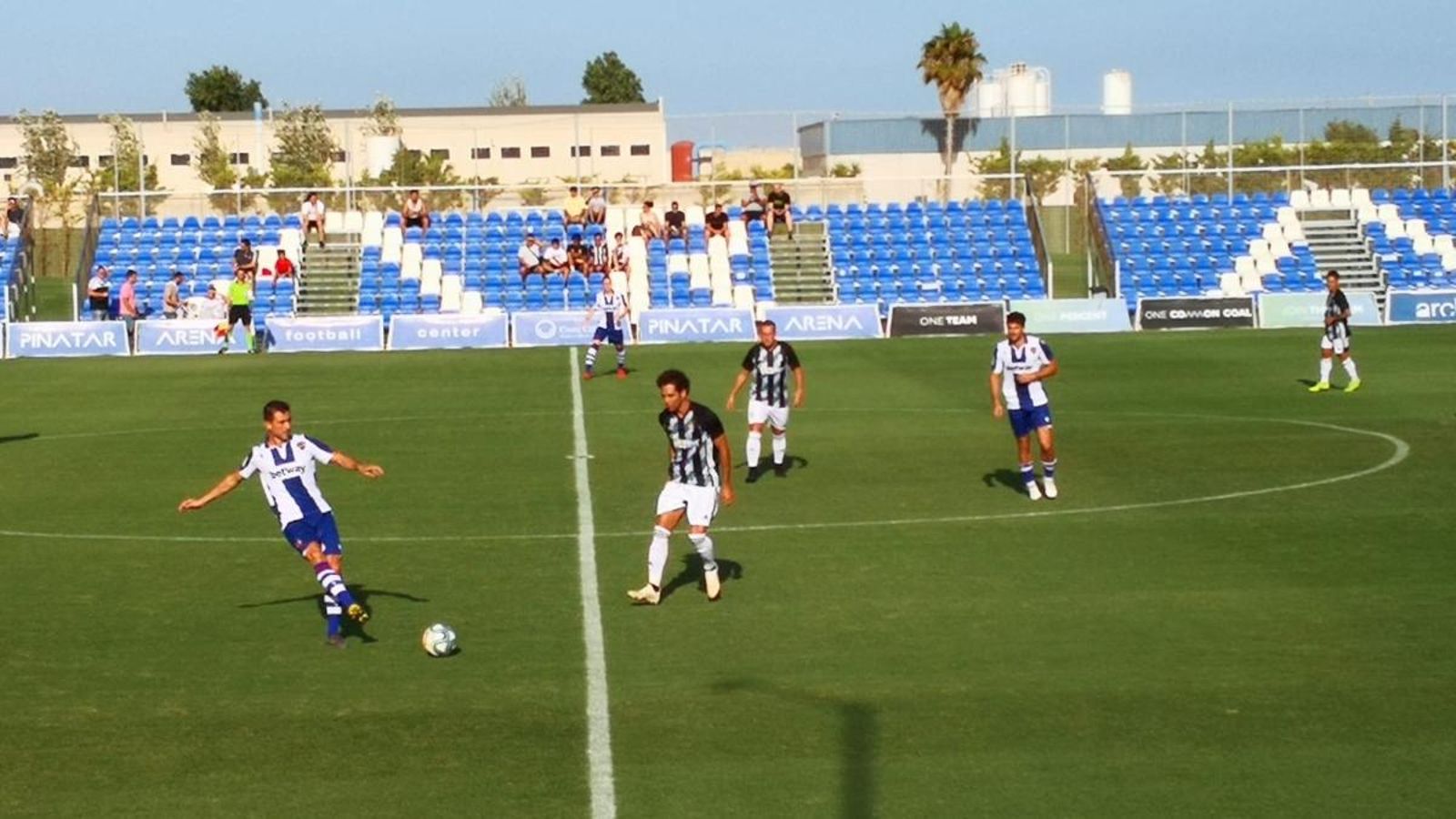 El Cartagena ha sigut el quart rival de pretemporada del Llevant