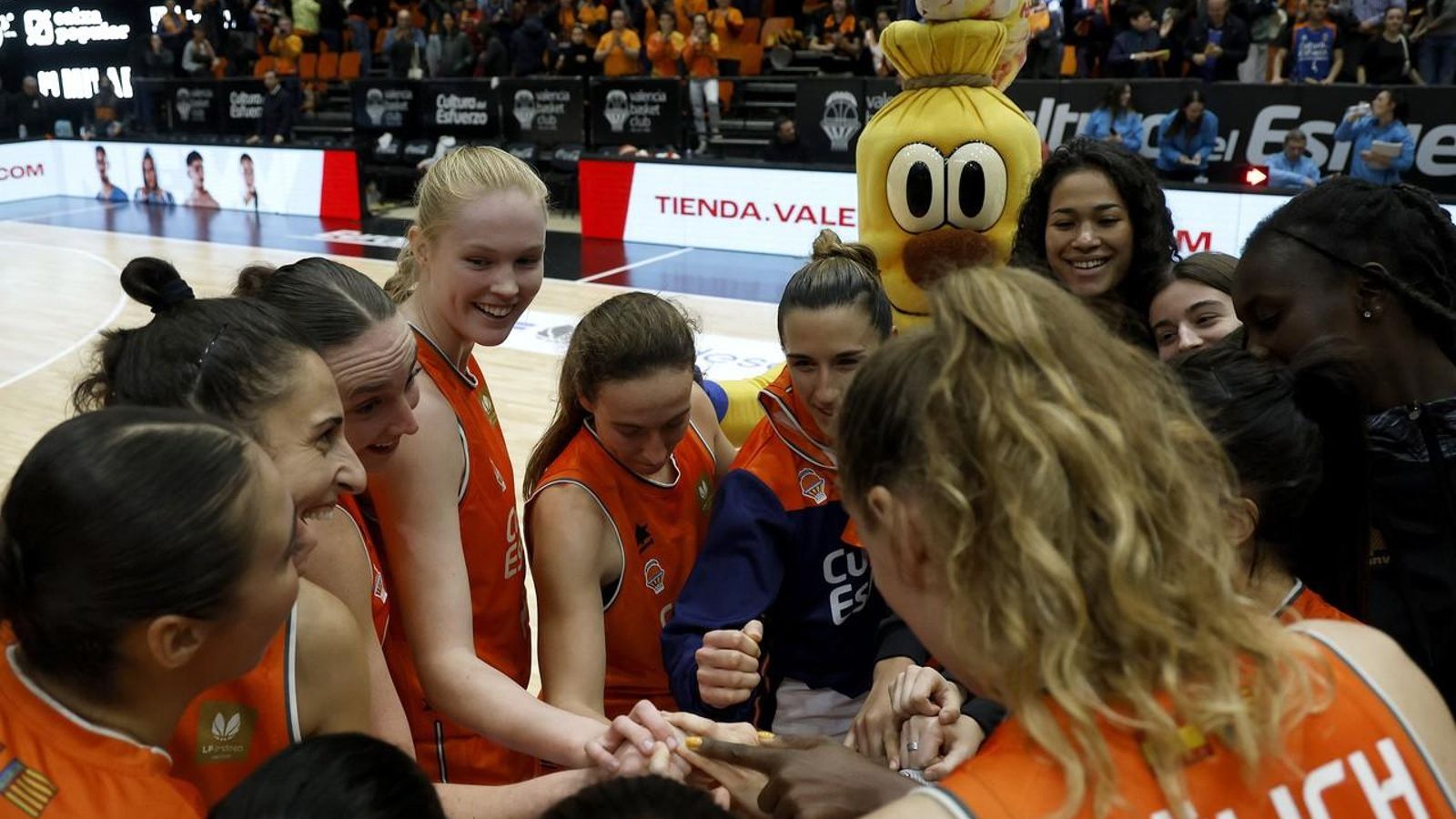 À Punt retransmet les semifinals de la Lliga Endesa entre el València Basket i el Casademont Saragossa