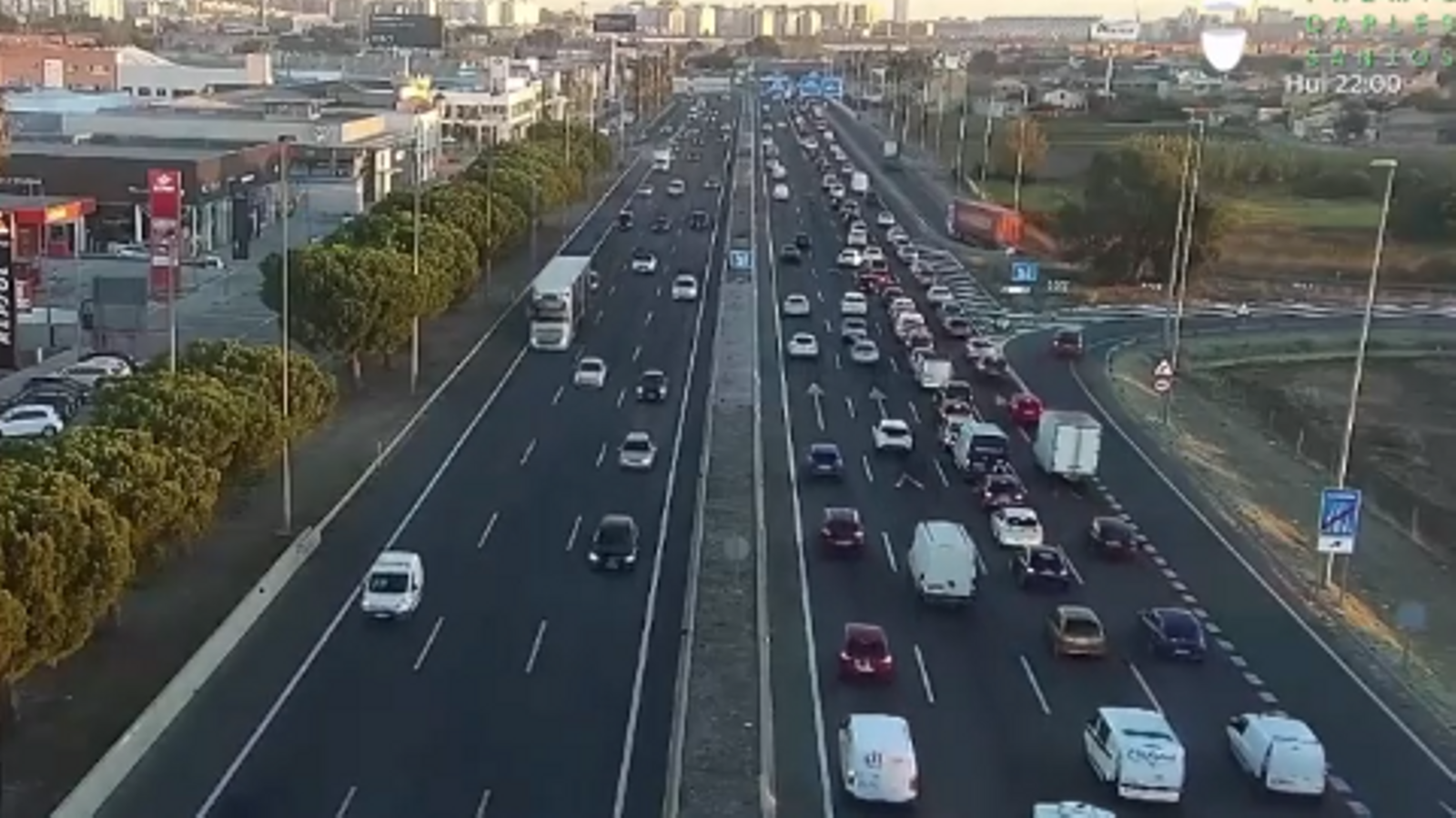 Retencions la V-31 a l'entrada a València, en una imatge d'arxiu Retencions la V-31 entrada València aquest matí