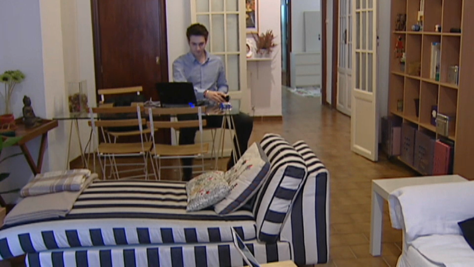 Un jove teletreballant