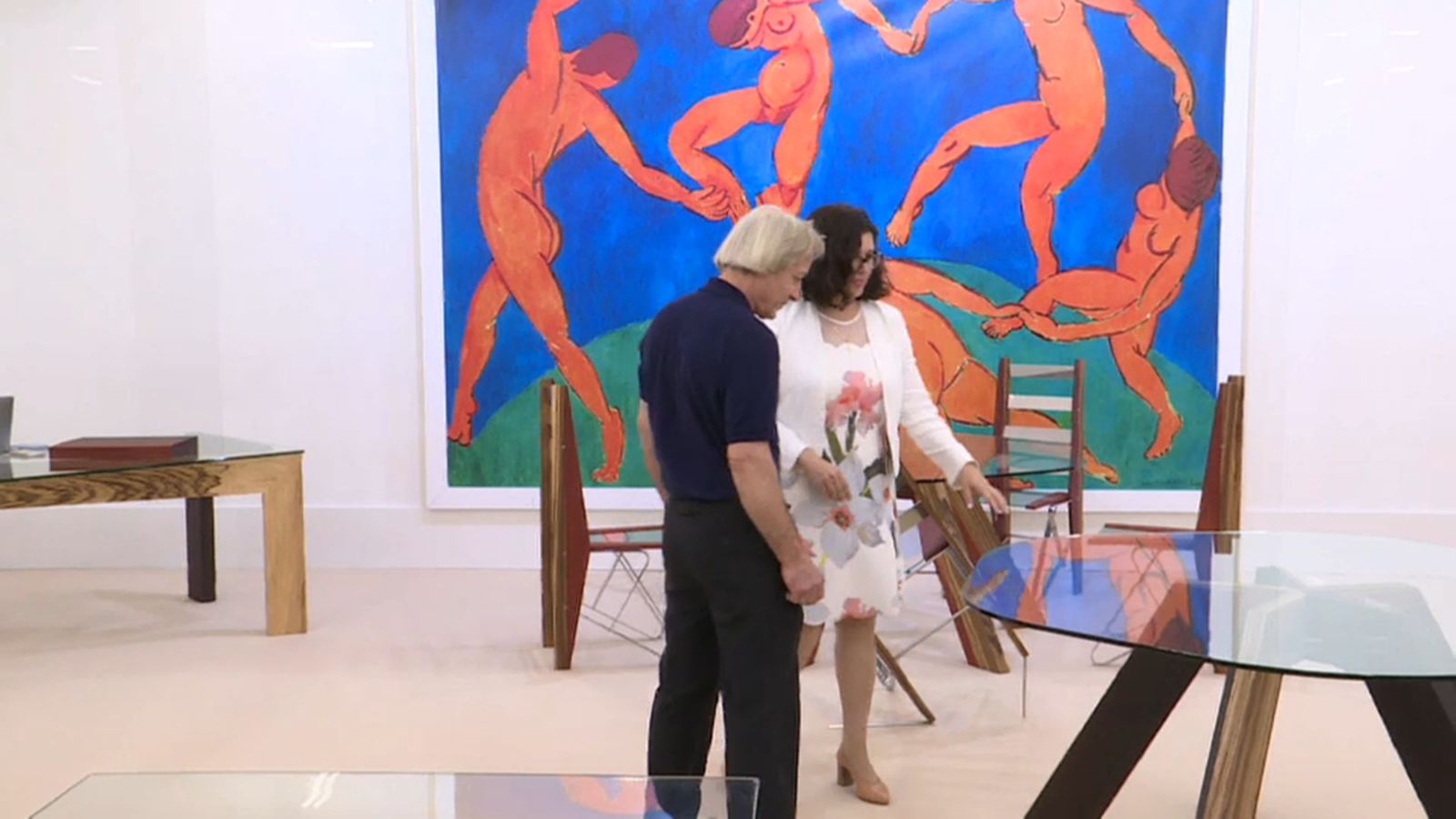 Alguns dels expositors han dut fins als mateixos estands els artistes i dissenyadors que estan darrere de les seues propostes