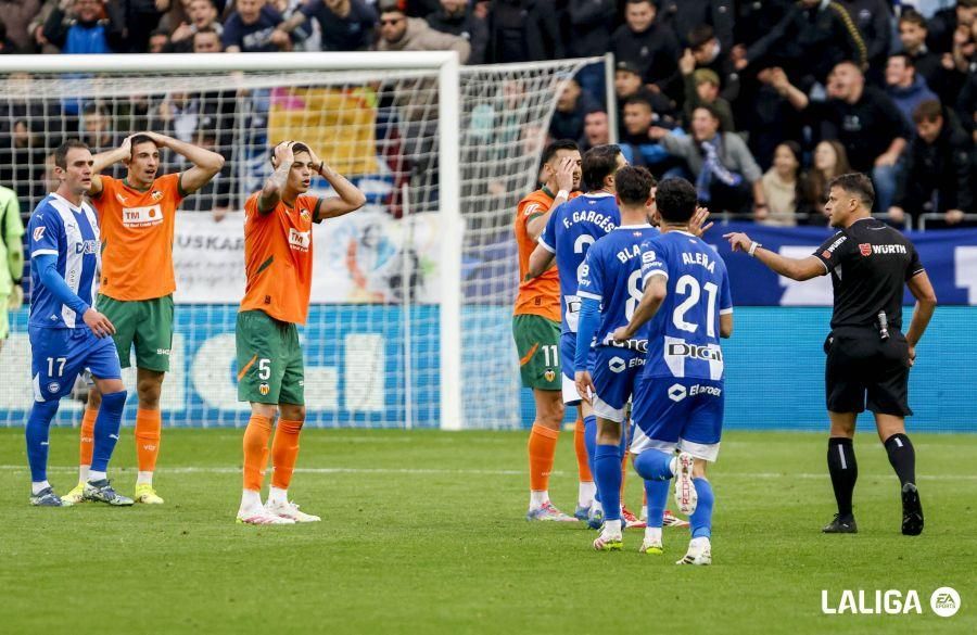 El València va perdre per la mínima (1-0) en el duel a Mendizorrotza de la passada temporada El València va perdre per la mínima (1-0) en el duel a Mendizorrotza de la passada temporada