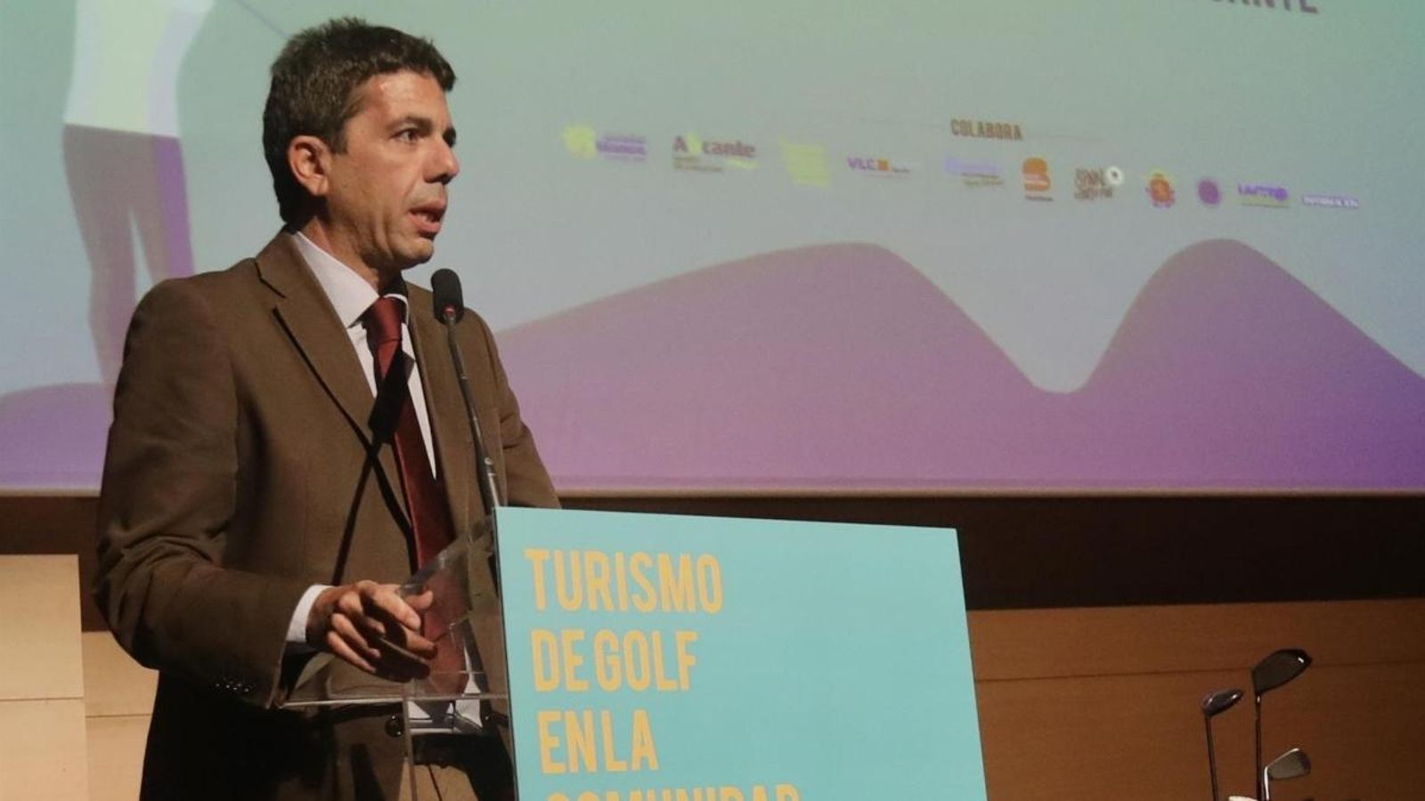 Mazón demana la dimissió del cap de la Confederació Hidrogràfica del Segura