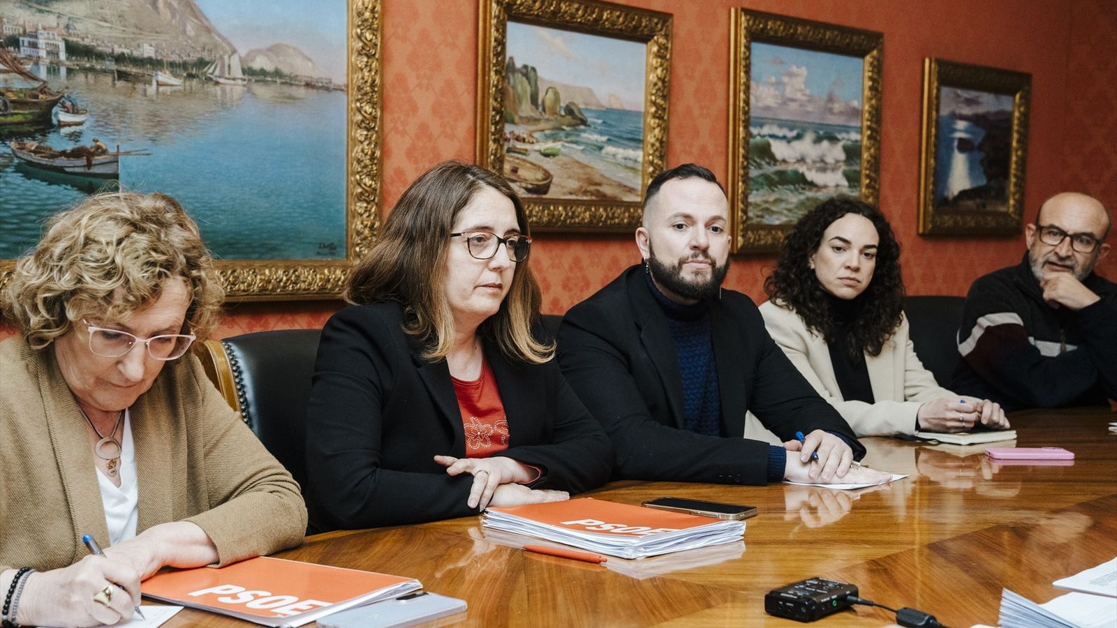 Regidors del PSPV, Compromís i EU-Podem, en una imatge d'arxiu