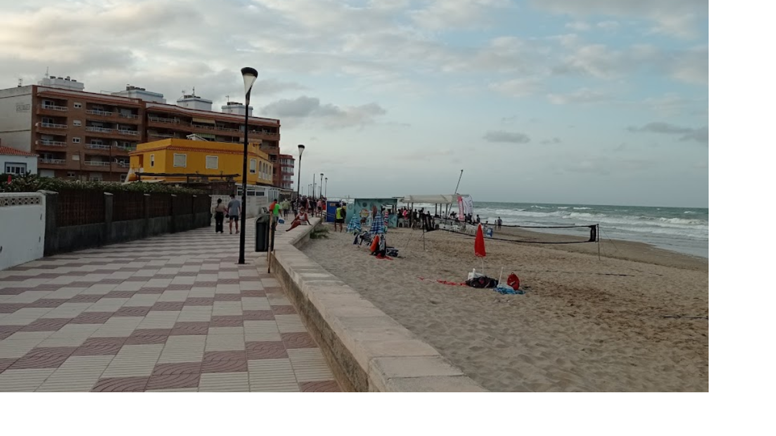 Imatge d'arxiu del Passeig de les Palmeres a Sueca