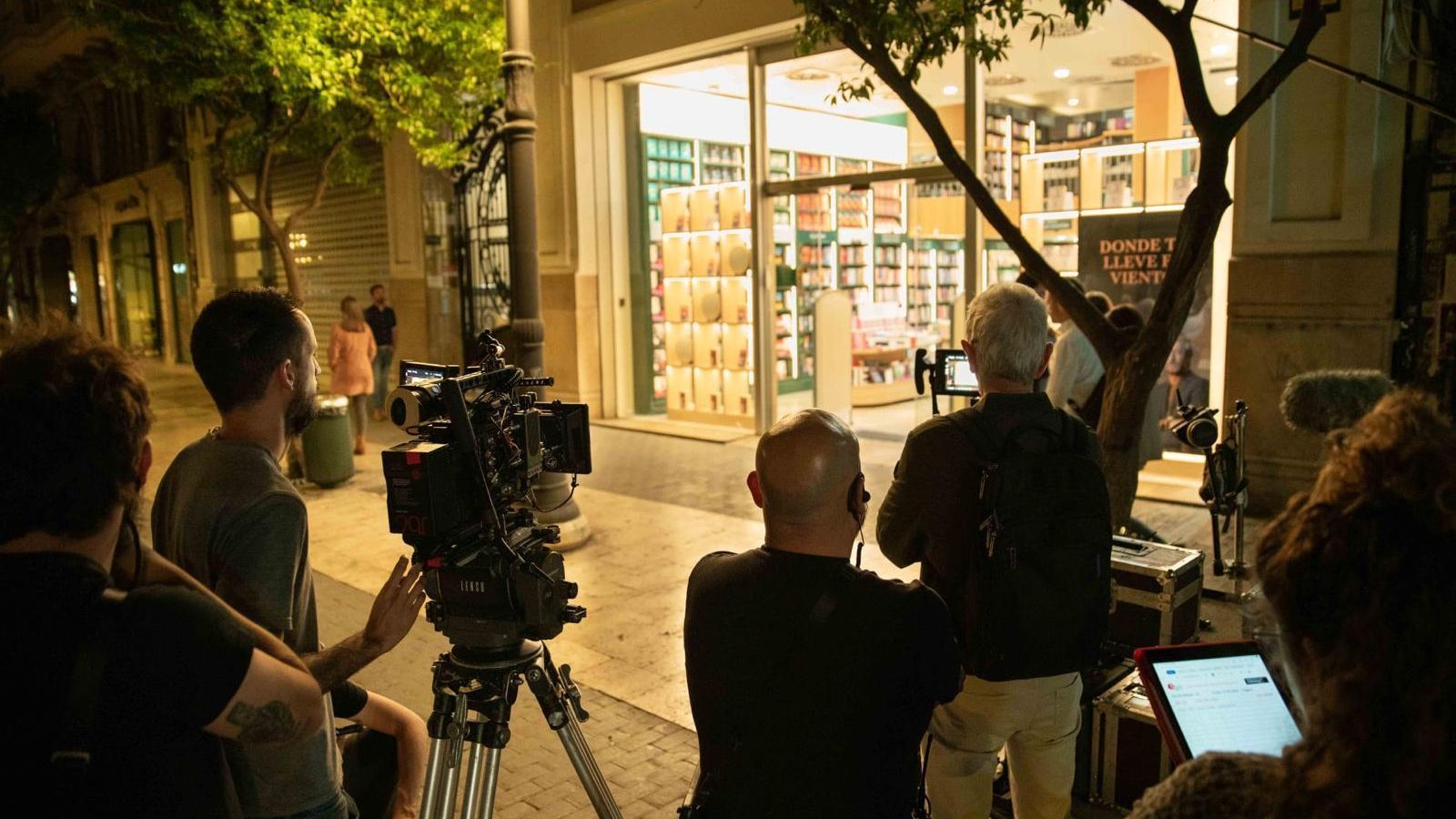 Imatge d'un rodatge als carrers de la ciutat de València Rodatge en València