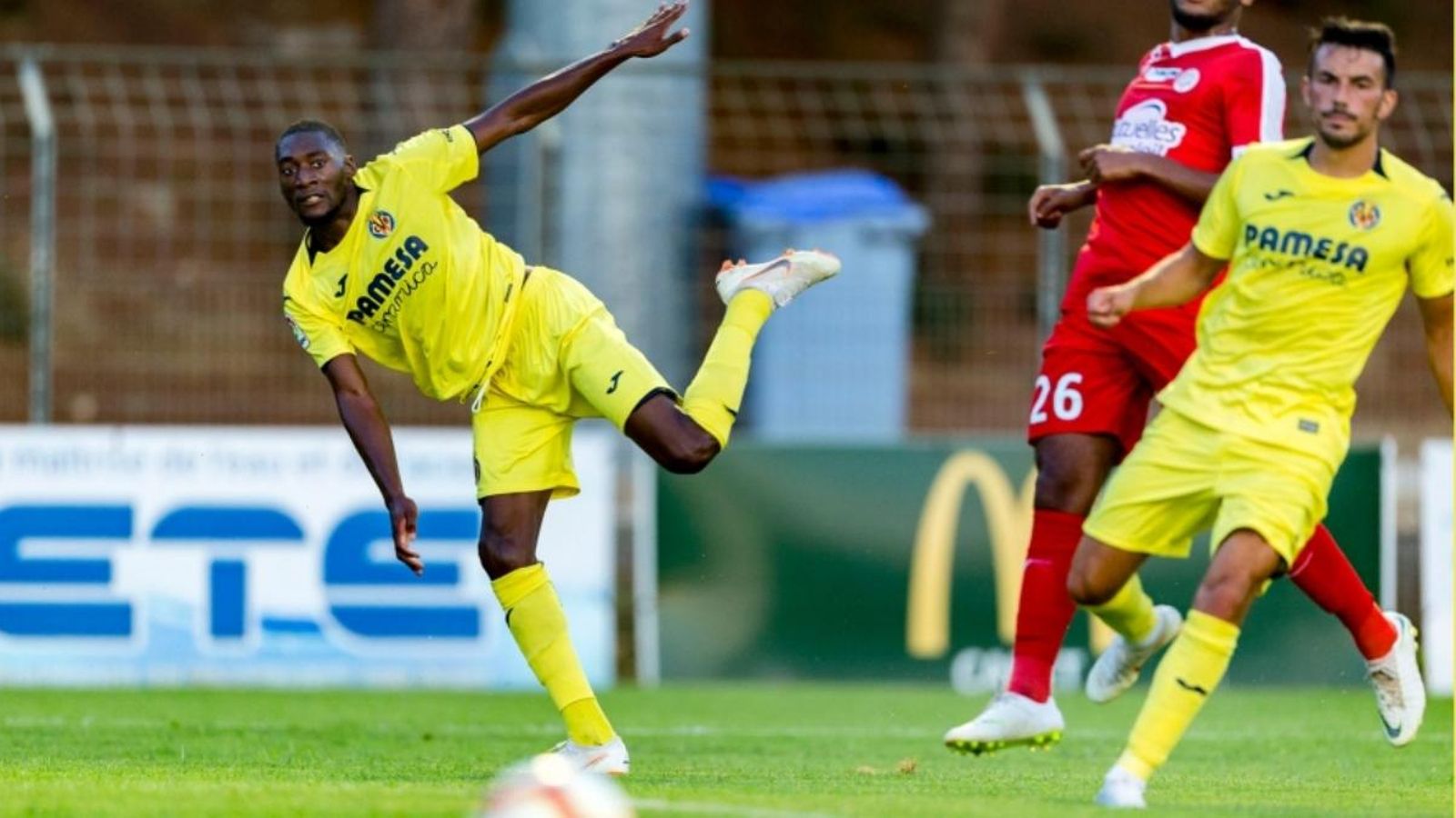 El Vila-real empata amb el Montpeller amb un gol d’Ekambi