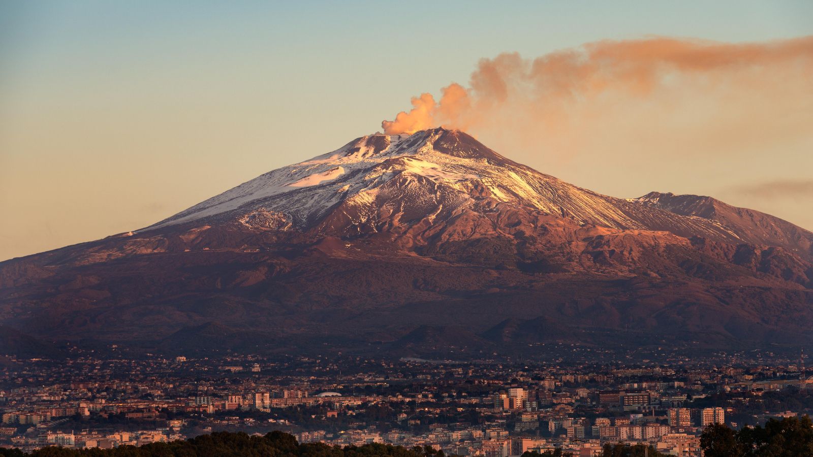 Imatge d'arxiu del volcà Etna