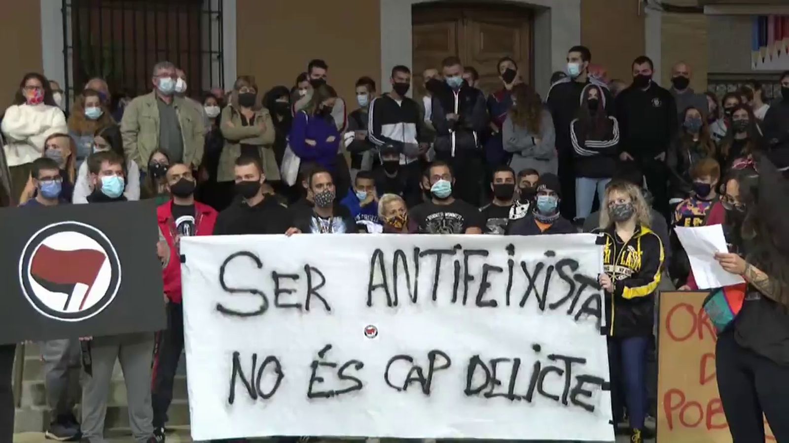 Concentració antifeixista a Pego