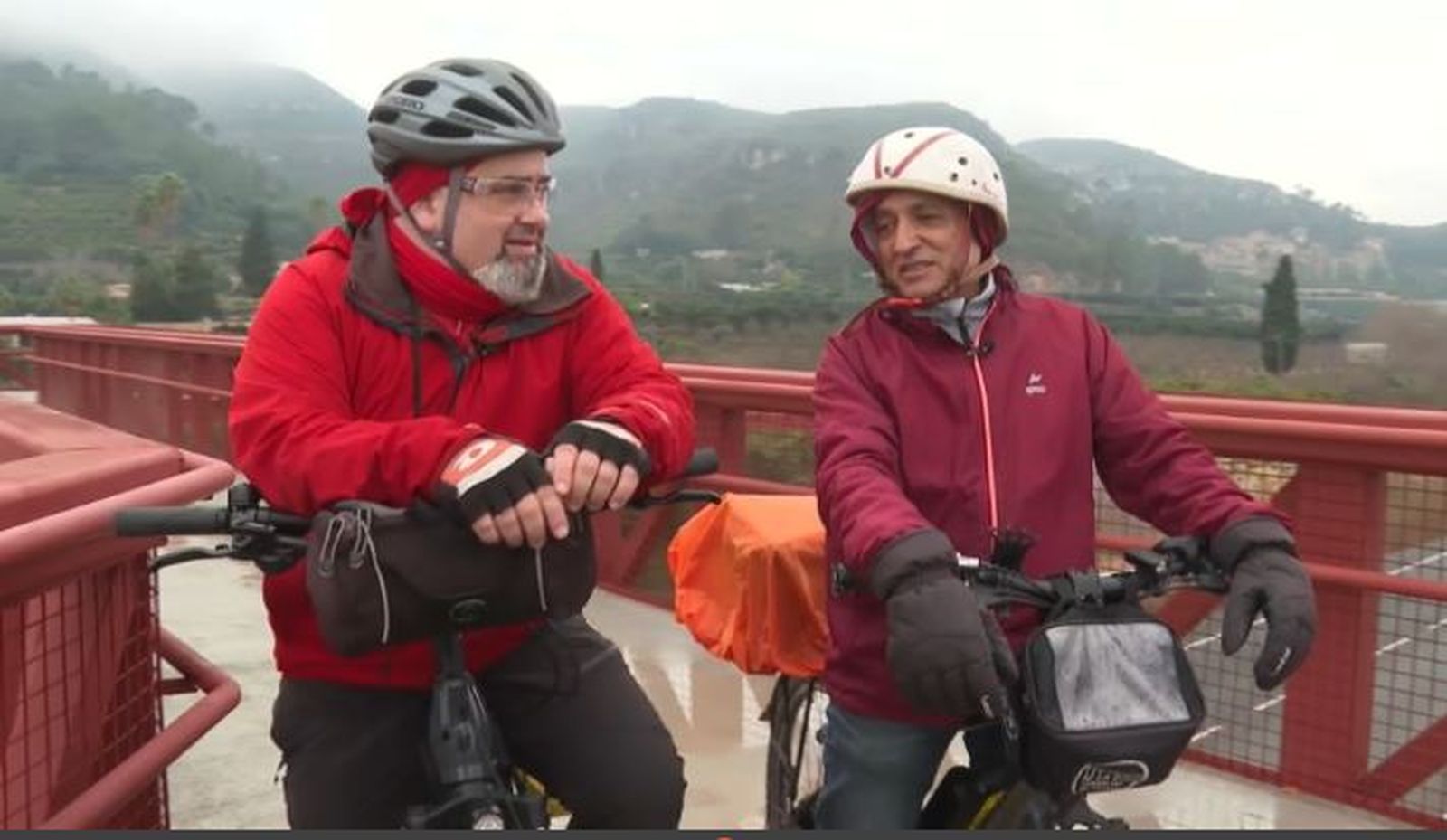 Cicloturistes a la Via Verda