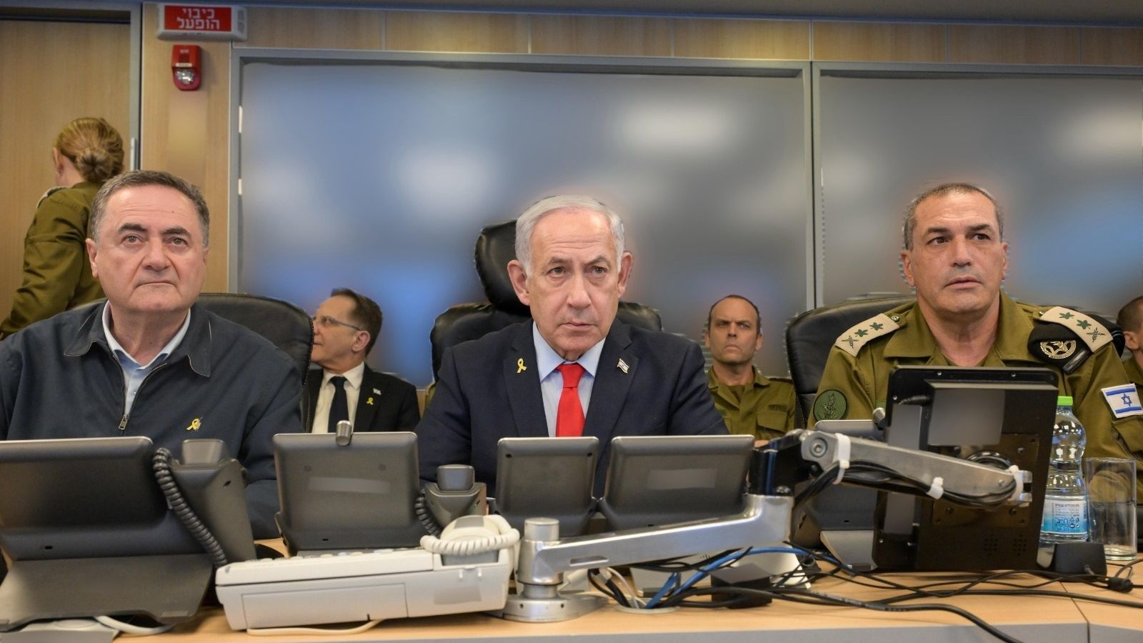 El ministre de Defensa, Israel Katz; el primer ministre, Benjamin Netanyahu, i el cap de l'Estat Major de les Forces Armades israelianes, Eyal Zamir