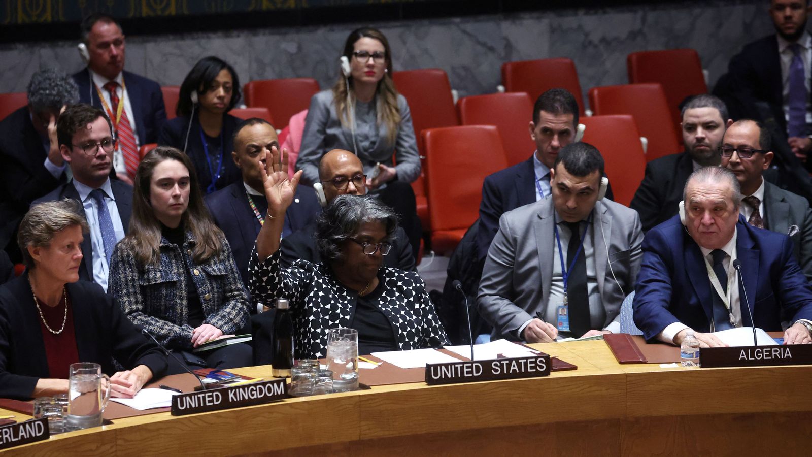 L'ambaixadora dels Estats Units a les Nacions Unides, Linda Thomas-Greenfield, vota el veto a la resolució del Consell de Seguretat de l'ONU