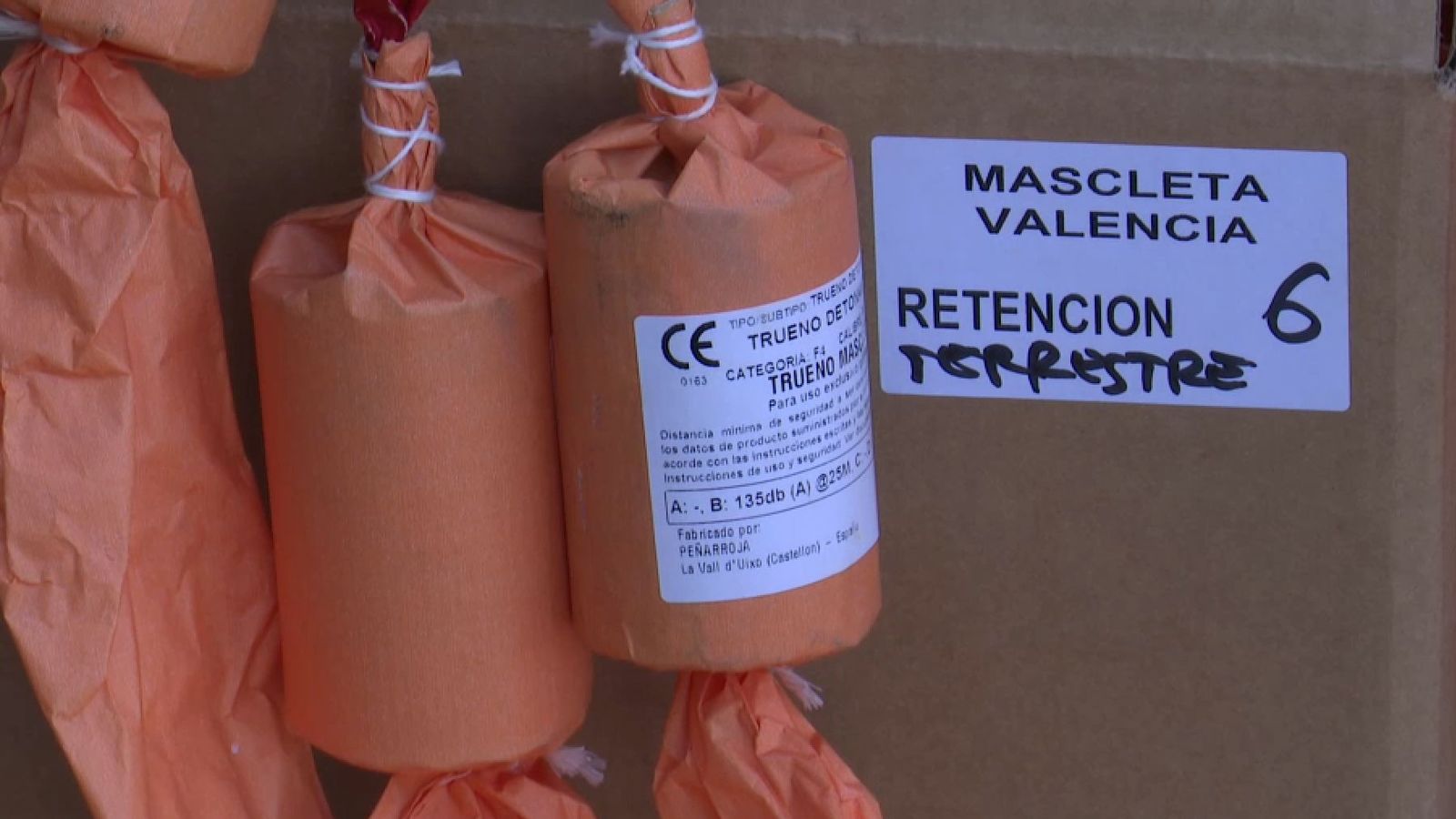 La pólvora que es dispararà divendres en la primera mascletà de les Falles ja està enllestida a la Vall d'Uixó per a traslladar-la a València