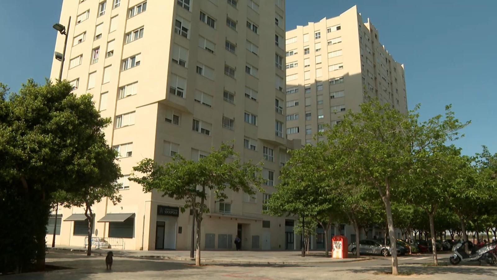 Edifici en la pedania de la torre