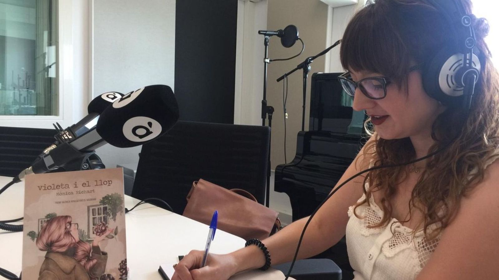 15.07.2019 | Segona hora: hem entrevistat l’escriptora Mònica Richart