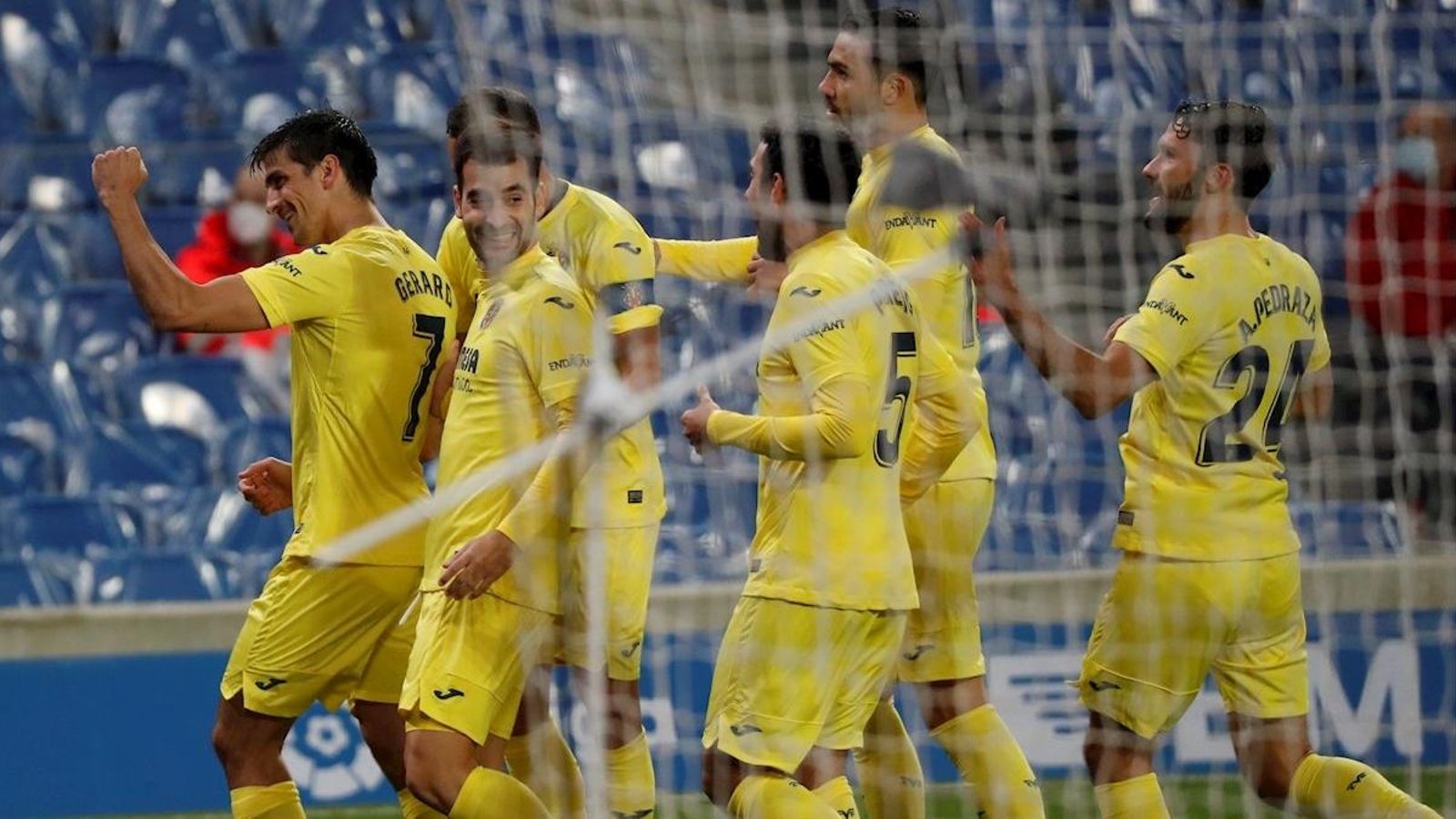 Gerard Moreno celebra el gol amb els companys