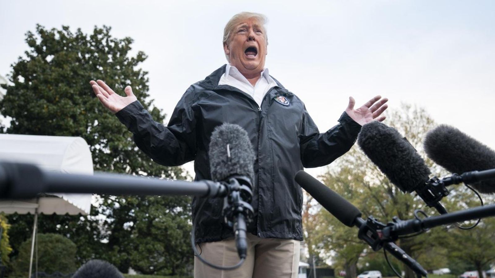 Trump intentarà incloure una partida pressupostària de 5.000 milions d'euros al Departament de Defensa per a la construcció del mur