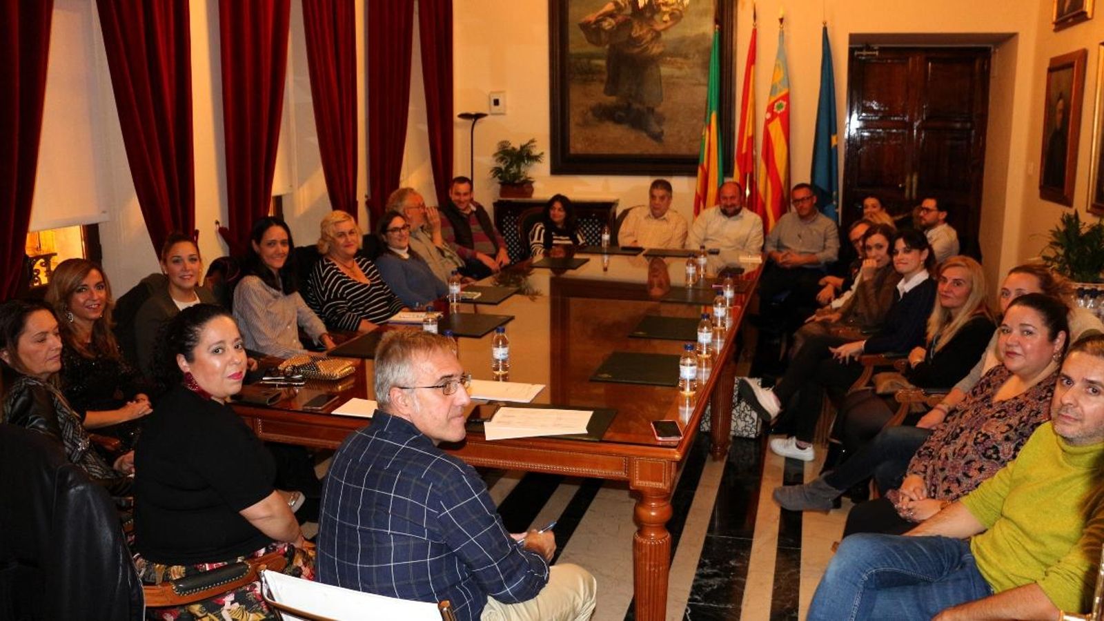 Un total de vint-i-sis persones han entrat ja a formar part d'aquest òrgan.