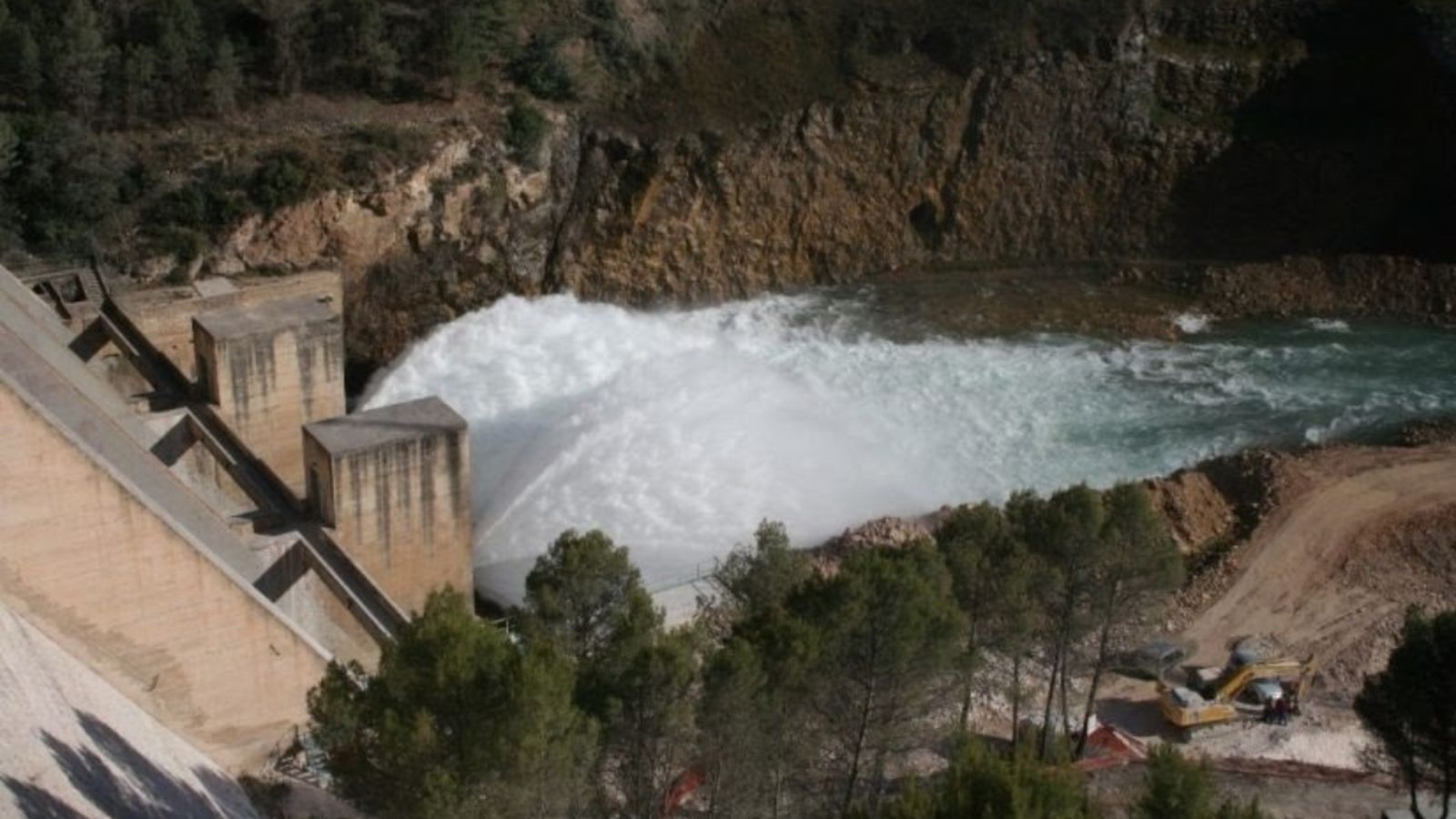 Embassament de la Confederació Hidrogràfica del Xúquer (CHX) en una imatge d'arxiu