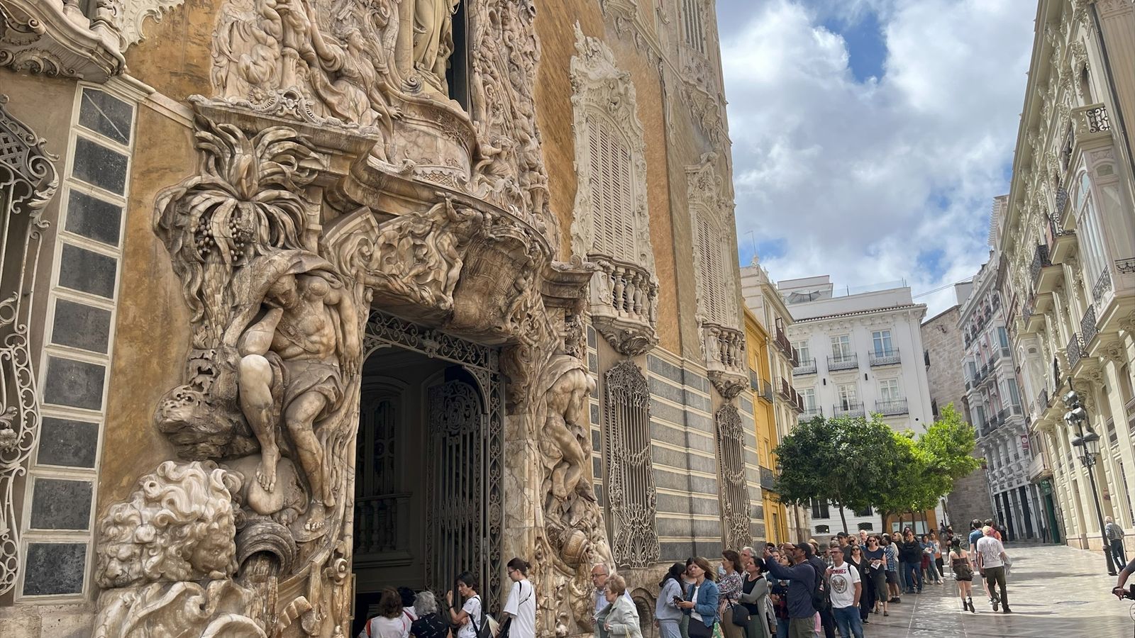 façana del Museu de Ceràmica González Martí en una imatge d'arxiu