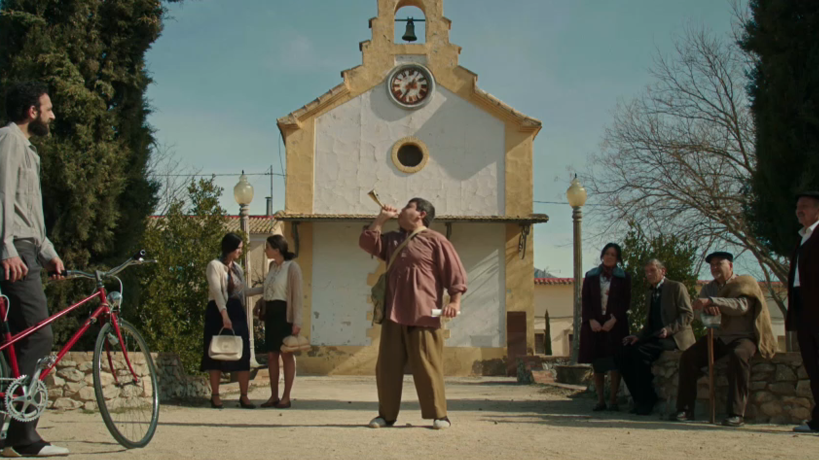 La Colonia de Santa Eulalia ha sigut l'escenari principal de 'L'Alqueria Blanca' durant les 12 temporades