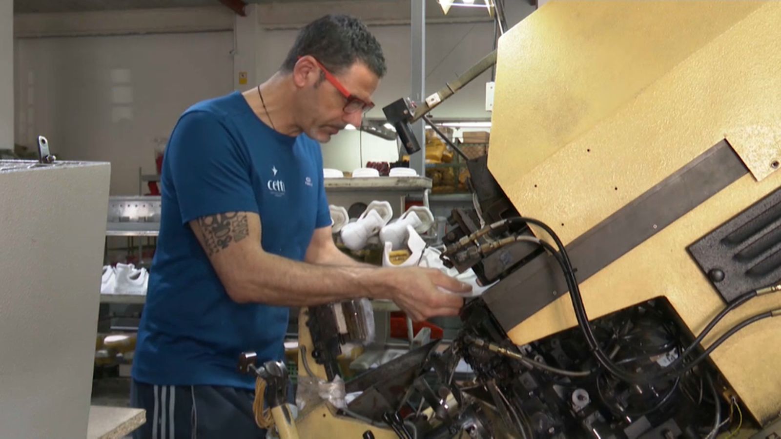 Treballador del calcer, en una imatge d’arxiu