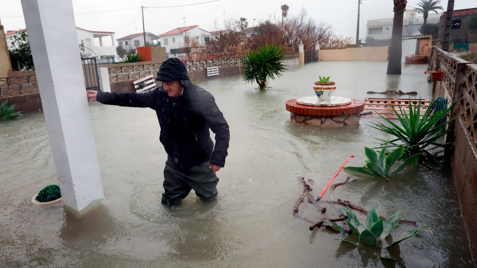 Les administracions preveuen aprovar ajudes per a pal·liar els danys del temporal
