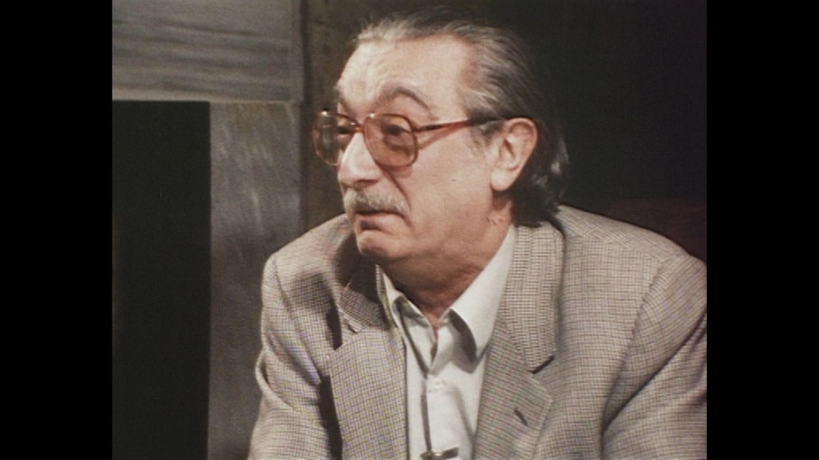 À Punt estrena 'L'empremta de Joan Fuster', un documental que reconstrueix la figura de l'escriptor suecà