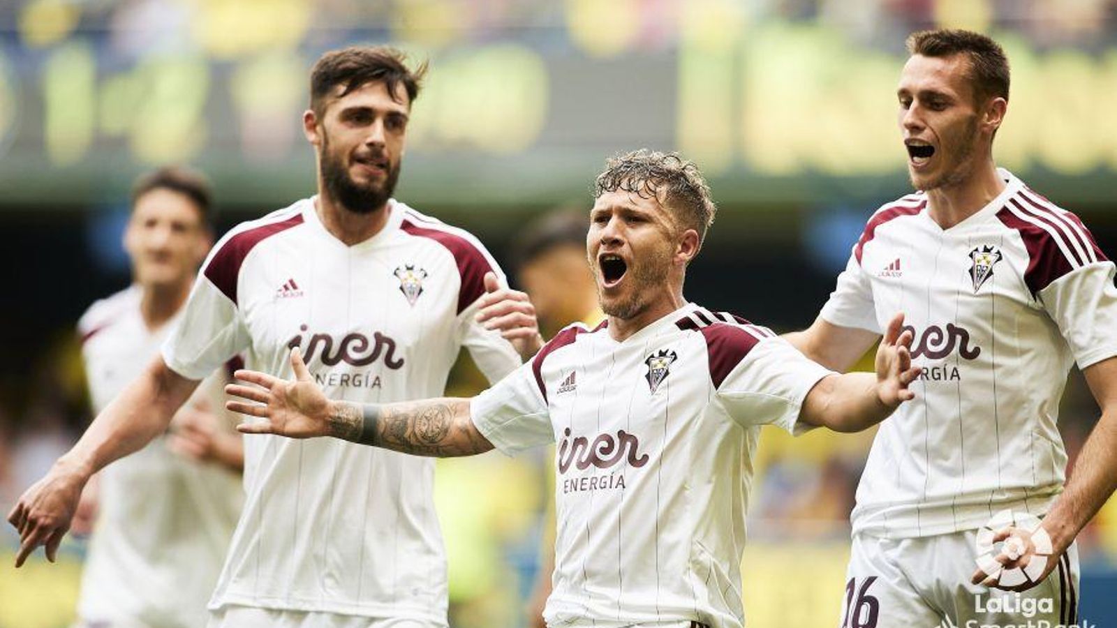 Juanma celebra el gol contra el Vila-real B