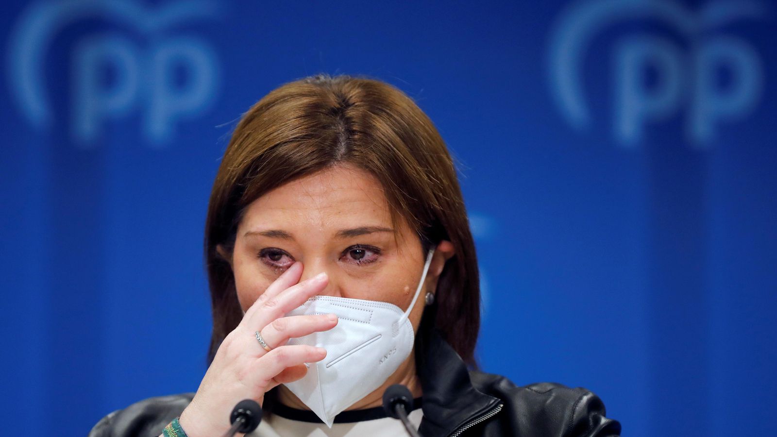 Dimissió d'Isabel Bonig