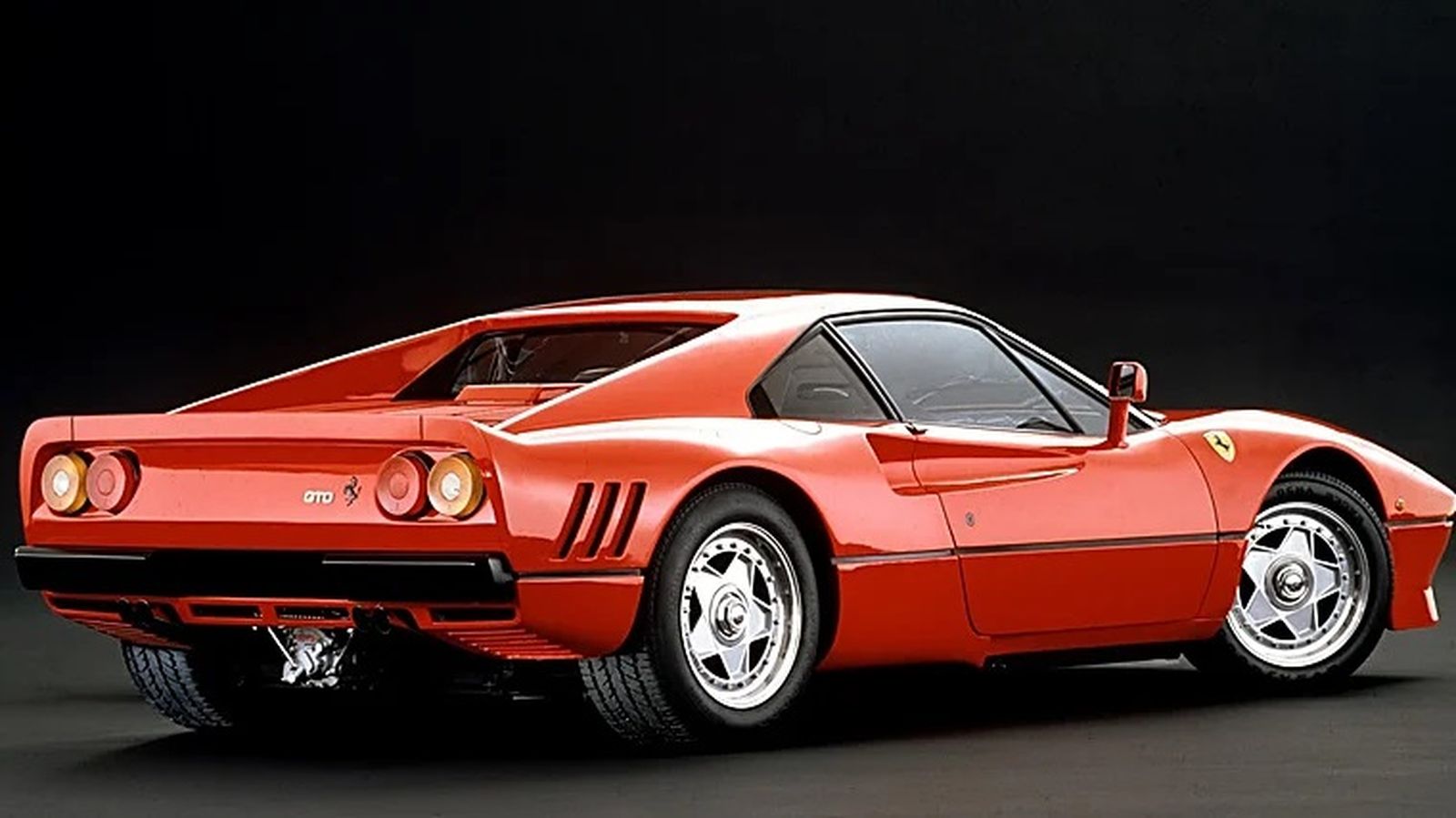 Part de darrere i lateral del Ferrari GTO