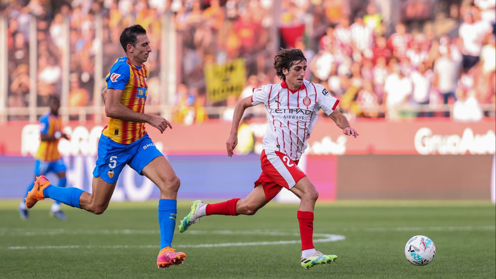 César Tárrega, en una acció del duel