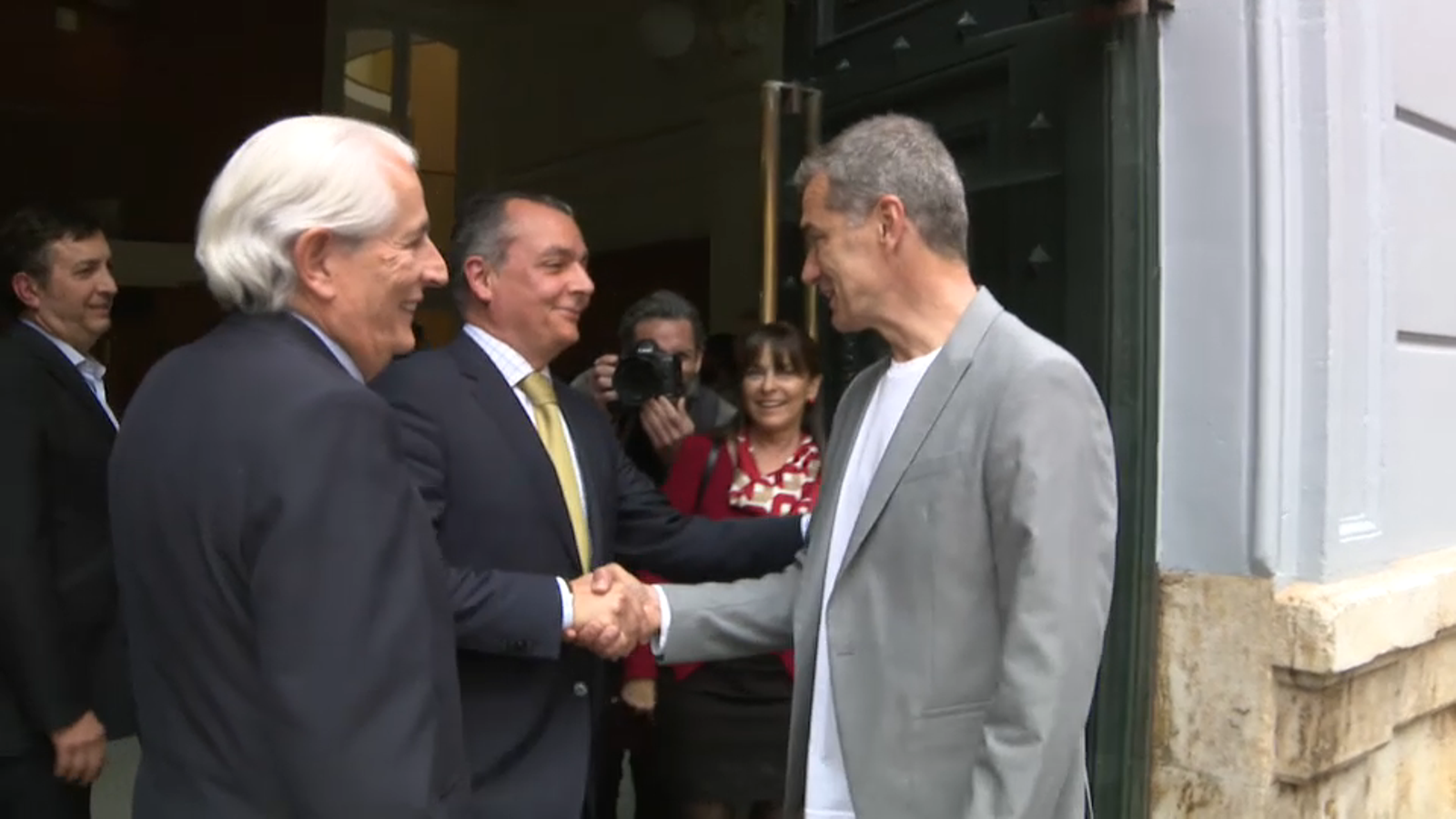Cantó defén una baixada dels impostos i un repartiment just del finançament autonòmic Cantó defén una baixada dels impostos i un repartiment just del finançament autonòmic