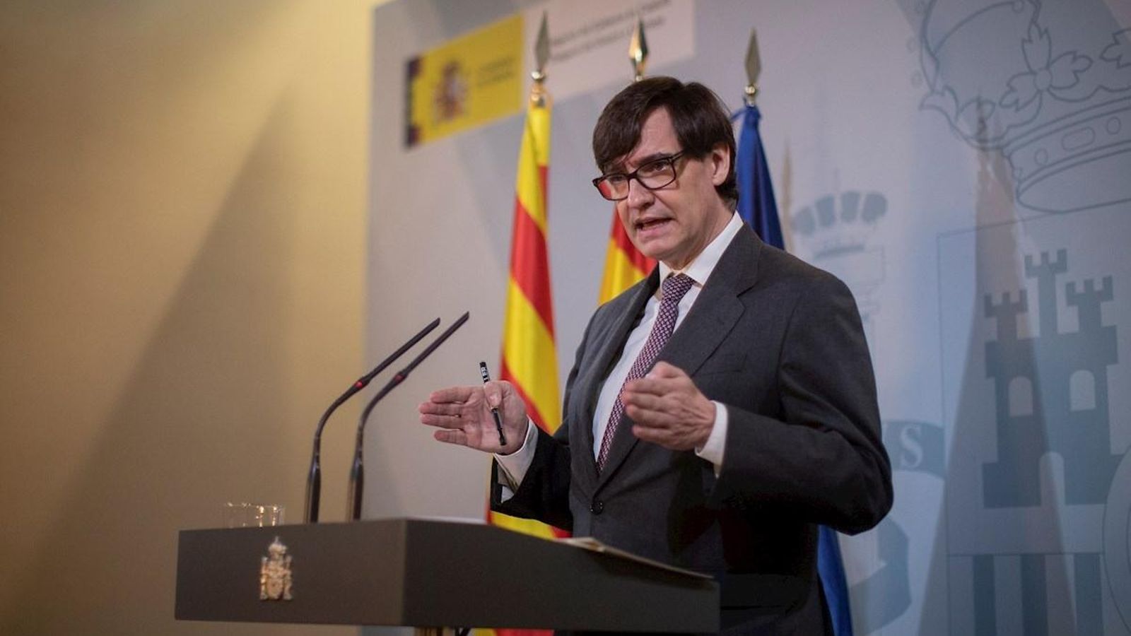 El ministre Illa en roda de premsa