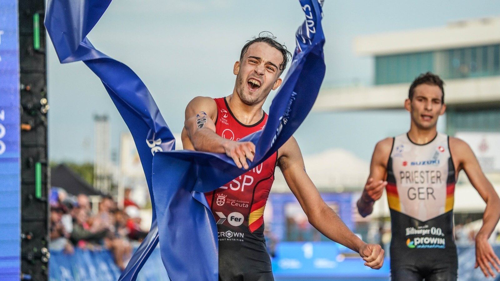 Cantero, a l'entrada a meta